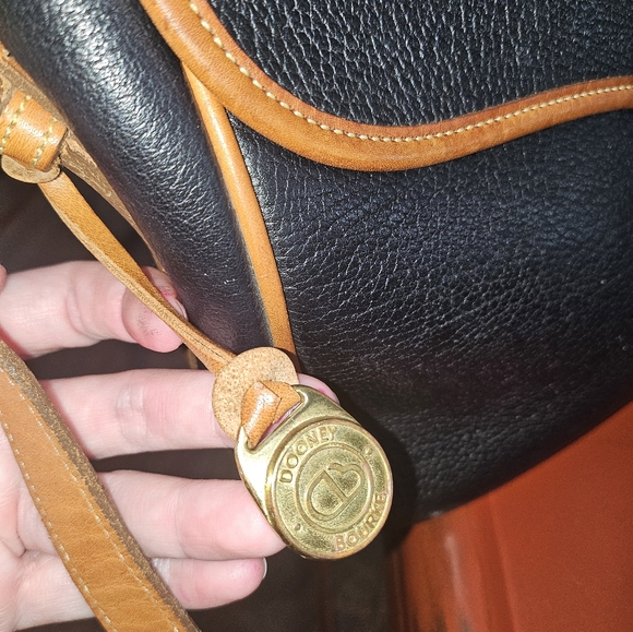 Dooney and Bourke Essex briefcase messenge… - Picture 5 of 6